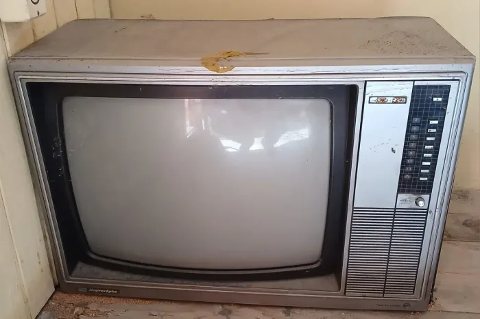T V. antiga