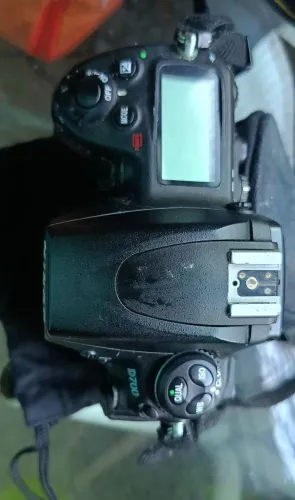 Nikon D700 usada