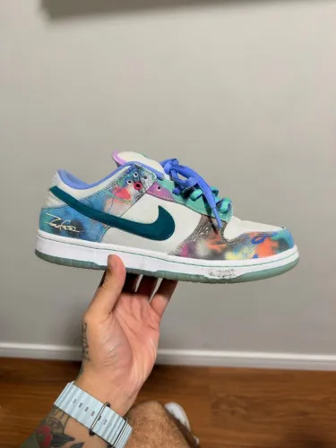 Dunk SB skate like a Girl