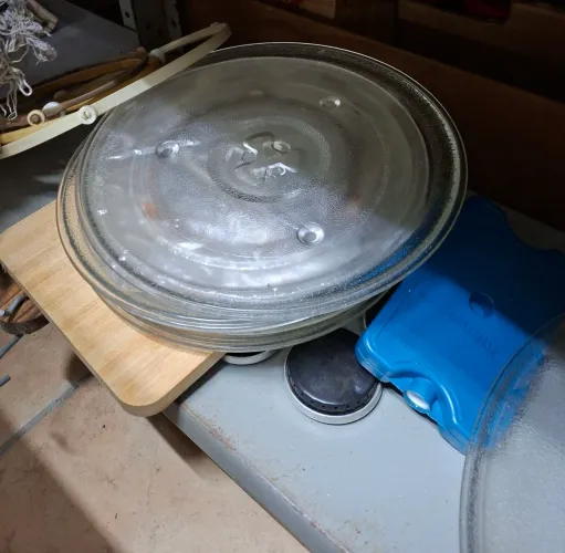 Forma de pizza e prato de micro-ondas