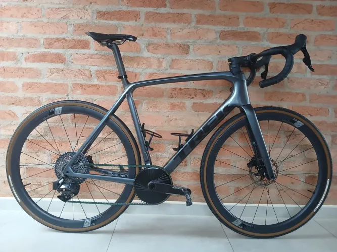 TREK EMONDA SL7 AXS