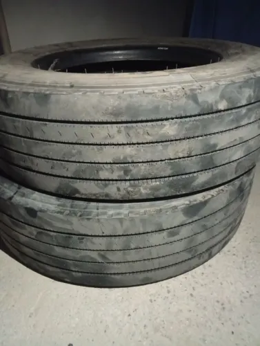 Vendo pneu de caminhão dá para rodar 7000 km