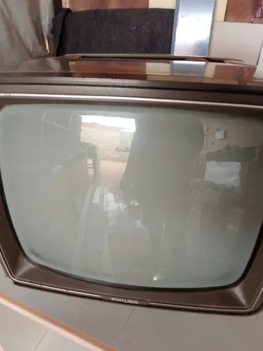 Tv antiga para colecionador