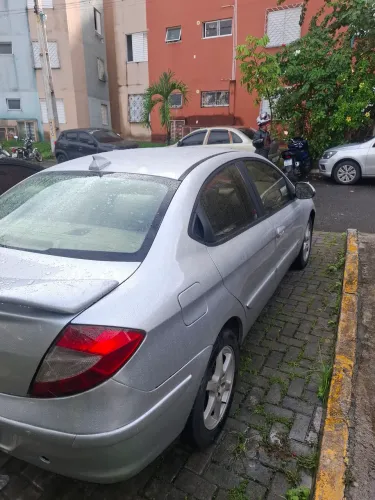 Chery Cielo Sedan 1.6 16V 119cv 4P 2011