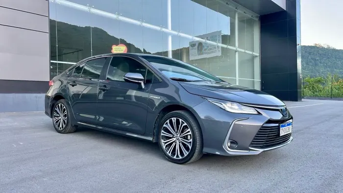Toyota Corolla Altis Prem. Hybrid 1.8 Flex AUT 2023