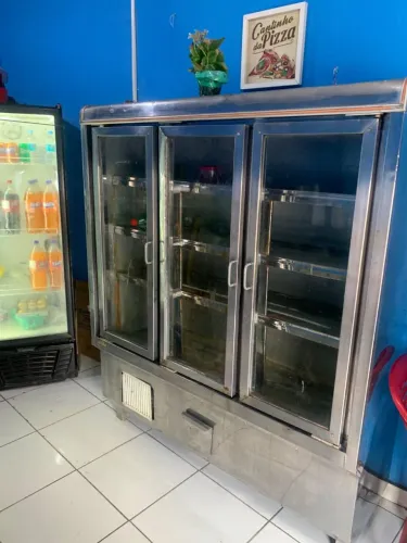 Expositor refrigerador 3 portas