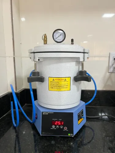 Termopolimerizadora VRC V/A 3000 Wa3000 N4 - Odontológica