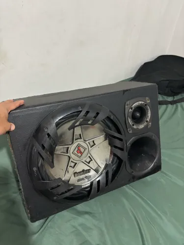Caixa de som para carro 