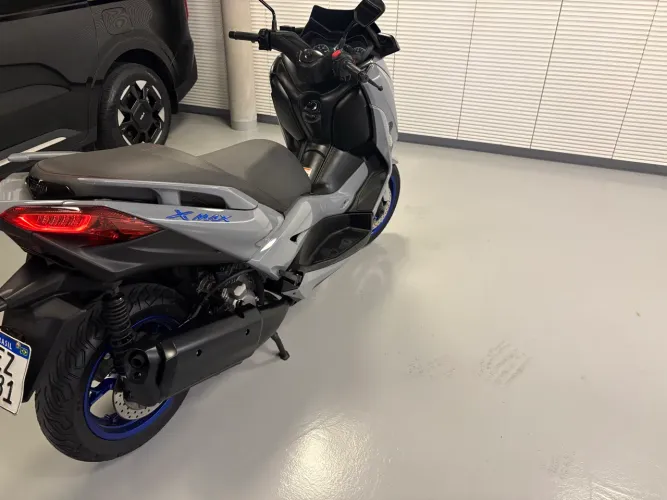 X MAX 250 LINDA X