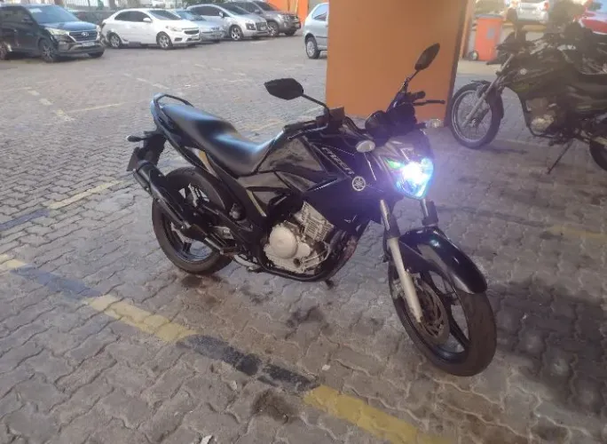 Fazer 250 YS 2012