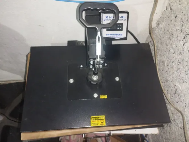 Máquina sublimação estampa camisetas e mais