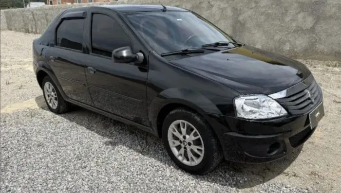 Renault Logan Expression Hi-flex 1.6 8V 4P 2013