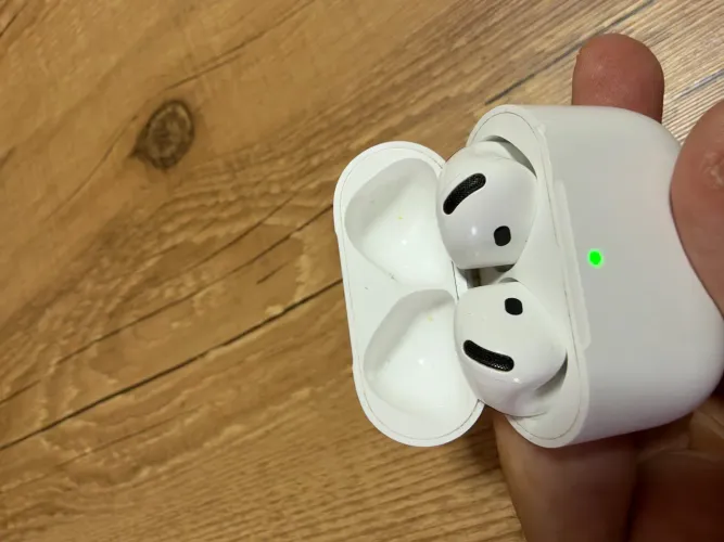 AirPods 4 Apple Original - Perfeito Estado