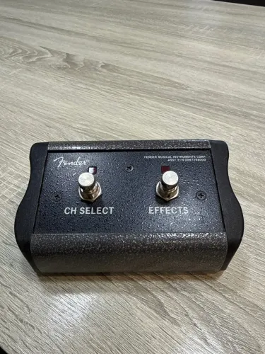 Pedal Footswitch Fender 2 Botões Original (CH Select / Effects)