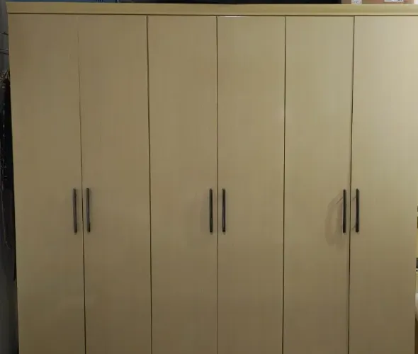 Guarda Roupa