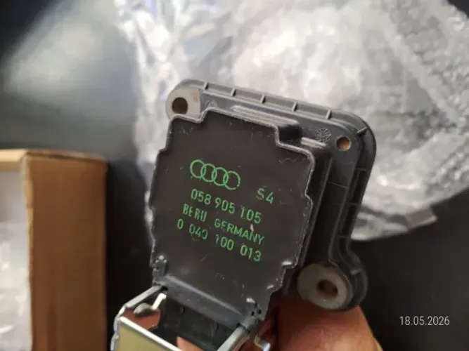 Bobina de ignição original Volkswagen/Audi com conector de 3 pinos