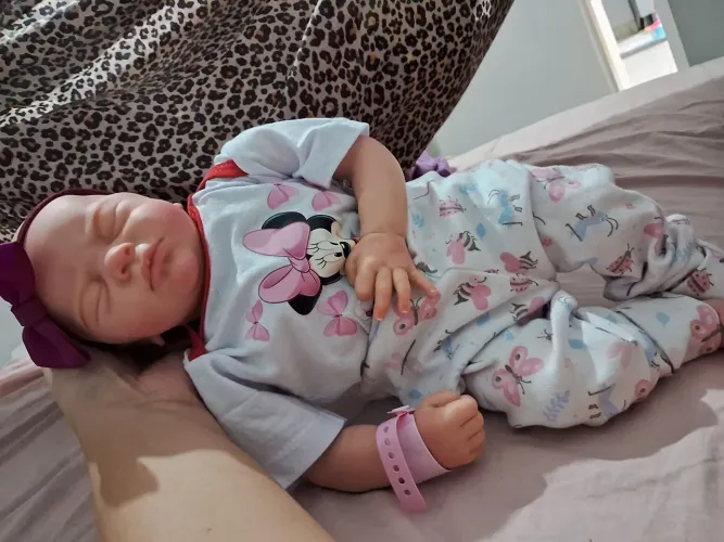 Bebe reborn corpo tecido
