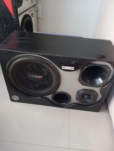 Vendo caixa trio com um alto falante de 12, corneta, twitter, módulo 4 canais