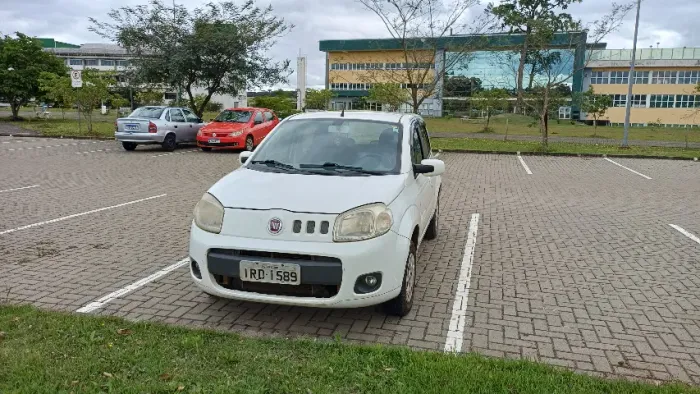 Fiat Uno Vivace/rua 1.0 EVO Fire Flex 8V 5P 2011