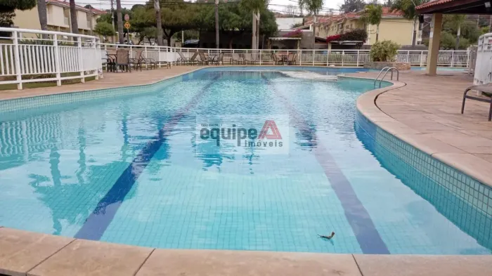 Casa para Venda em Jundiaí, Chácara Planalto, 2 dormitórios, 2 banheiros