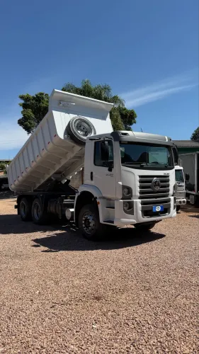 VW 26.280 6x4 Ano 2023 Caçamba Basculante Facchini 14m³