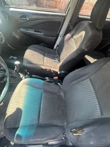 JOGO DE BANCO TOYOTA ETIOS 2016