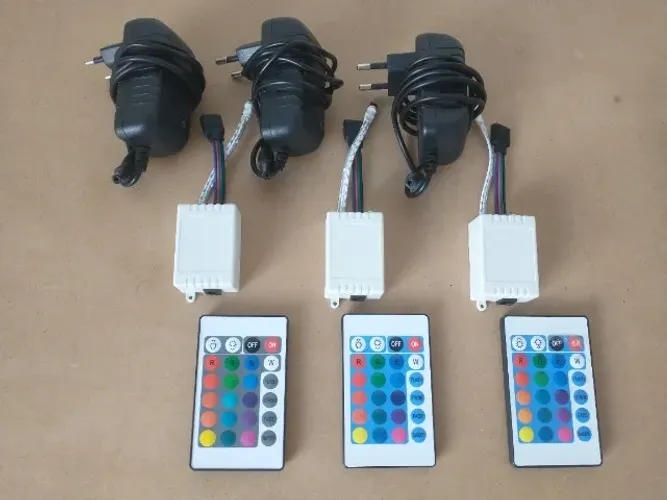 Kit 3 Fontes 12V + Controladoras RGB com Controle Remoto para Fita LED