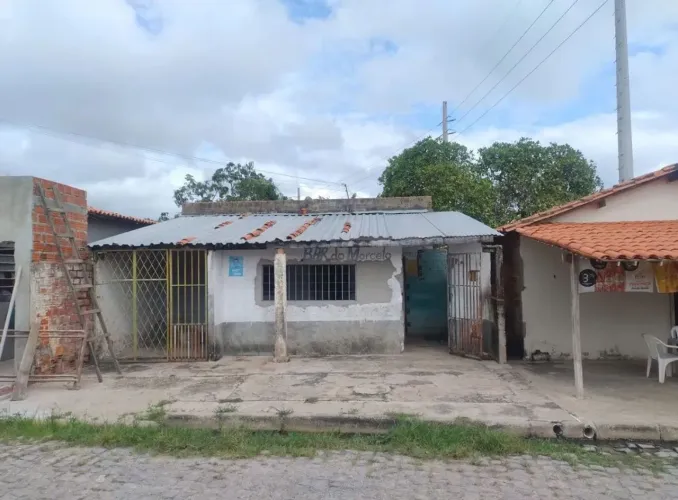 VENDO CASA NO PARQUE UNIVERSITÁRIO MED 20 X 08 120 mil WHATSAPP *