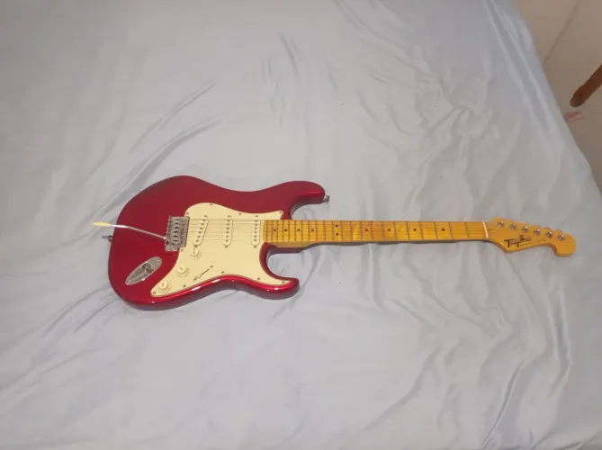 Guitarra tagima tg 530 vermelho metal