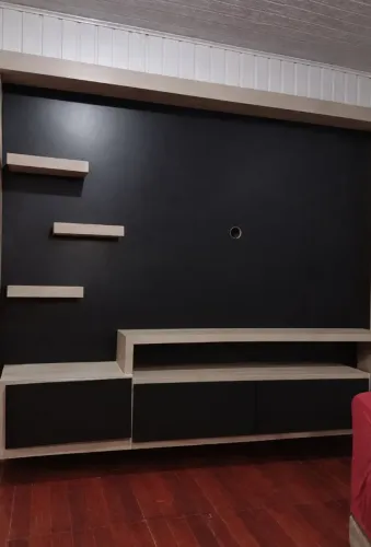 Vendo Painel em MDF usado em bom estado