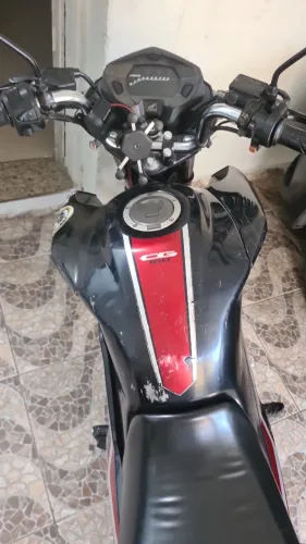 Titam 160 . Só transfiro . Vem que da negócio