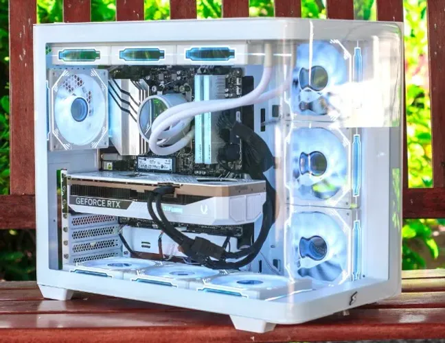9800X3D - 32GB - RTX 5070Ti