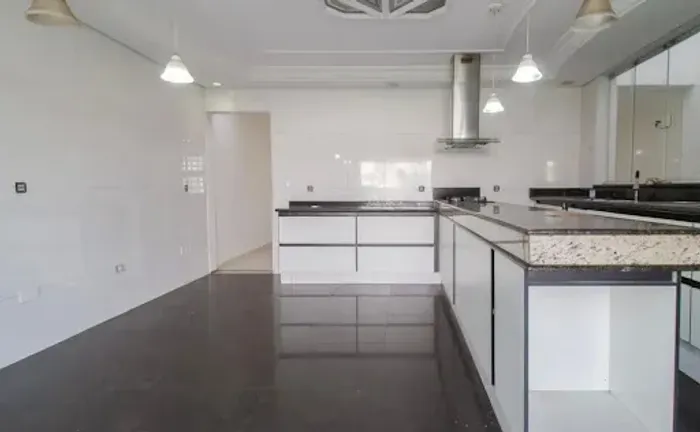 Sobrado com 4 dormitórios para alugar, 146 m² - Vila Nossa Senhora das Vitórias - Mauá/SP