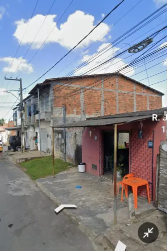 Casa a venda duas casas e um ponto de comercial