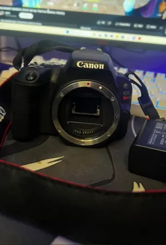 Camera Canon Sl2