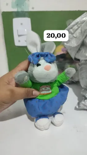 Pelúcia Vintage Coelha Guaraná Antártica