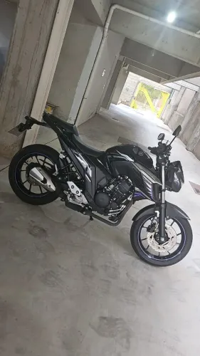 Fz25 Pantera Negra 23/23 Fazer