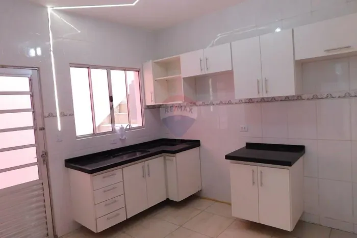 Oportunidade de Investimento/Primeiro Imóvel no bairro Reneville em Mairinque