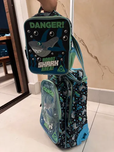 Mochila com rodinhas escolar