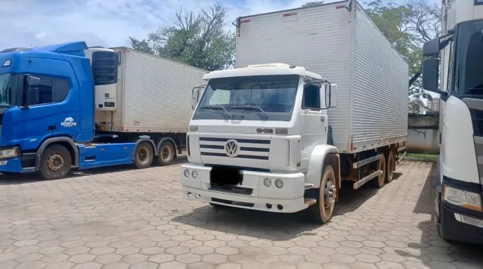 Caminhão VW 13-180