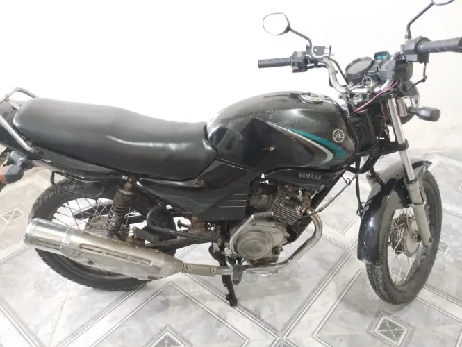 Vendo Yamaha ybr 125 2008 toda em dias !