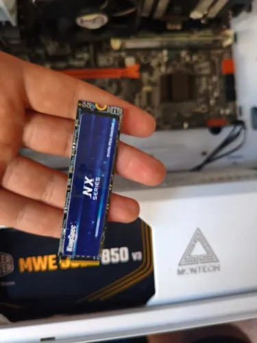 SSD NVMe 1TB excelente 