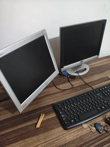 2 monitor lcd