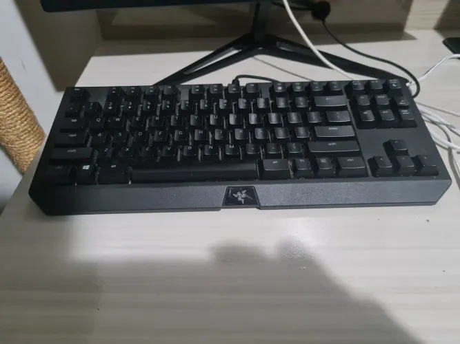 Teclado razer blackwidow tournament edition v2 (APENAS MARINGÁ E REGIÃO