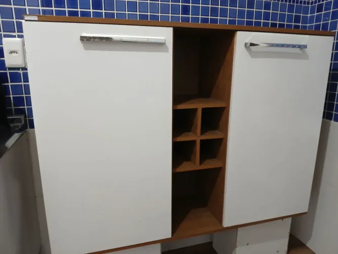 Armário de parede