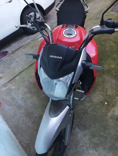 Vende-se moto Honda Titan Fan 160 flex