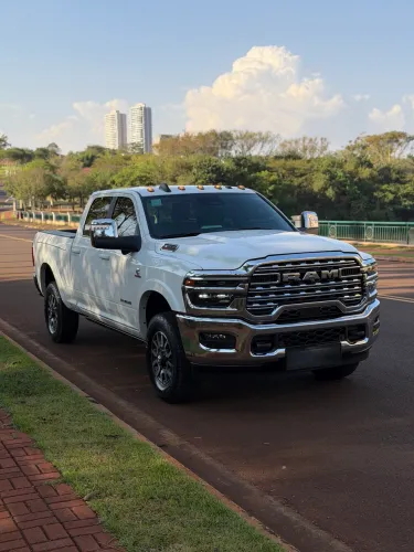 Ram 3500 Limited Longhorn 6.7 TB CD Diesel 2025