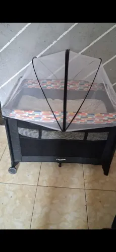 Berço chiquerinho com colchão
