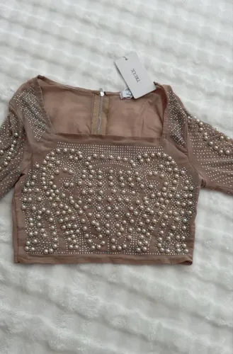 Blusa de tule na pérola. P/M