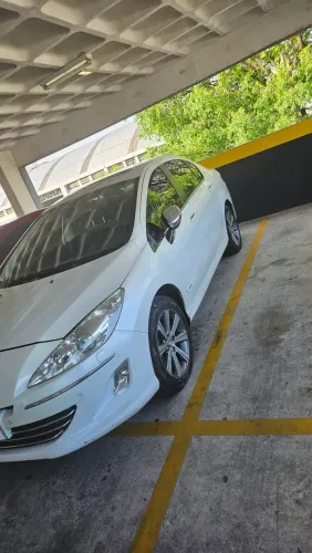Peugeot 408 Sedan Griffe 1.6 Turbo 16V 4P Aut. 2015